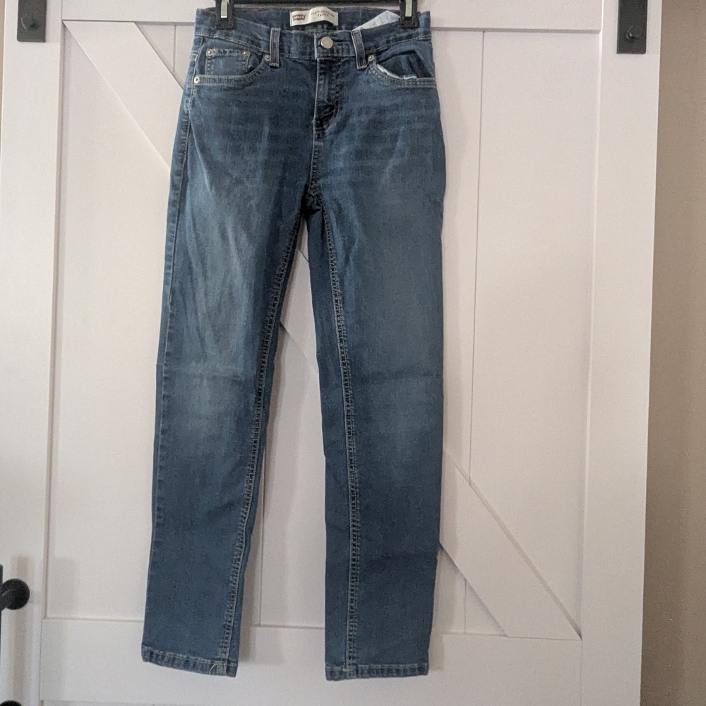 Levi's Straight Leg Blue Jeans